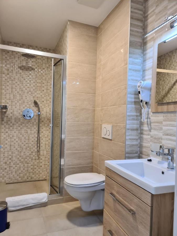 Helvetia Hotel Seewen  Eksteriør billede